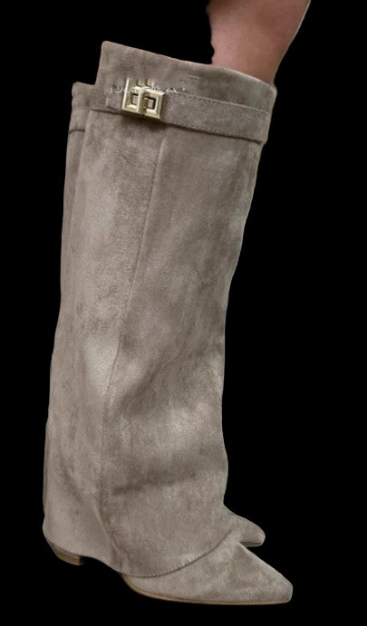 Nightbane Sovereign Boots – Mid-Calf Gothic Chunky Heel